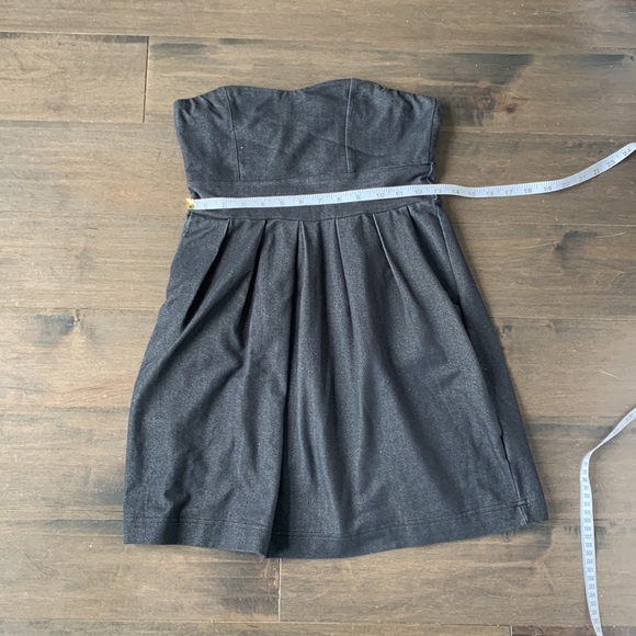 Seductions strapless dress grey and salmon - Picture 5 of 8